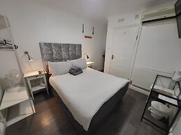 Abbey Point Hotel
