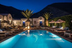 Anezina Villas