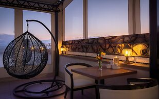 14 Floor Hotel