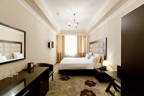 14 Floor Hotel