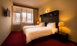 14 Floor Hotel