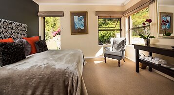 Whale View Manor Guesthouse