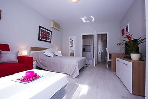 Sunflower Apartment