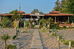 Safak Beach Motel