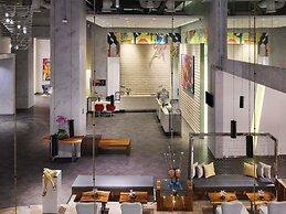 Pullman Jakarta Central Park