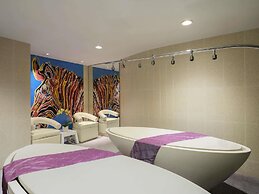 Pullman Jakarta Central Park