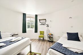 City London Hotel