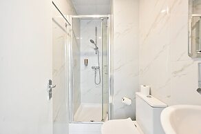 City London Hotel