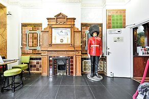 City London Hotel