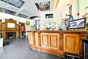 City London Hotel