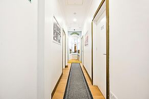 City London Hotel