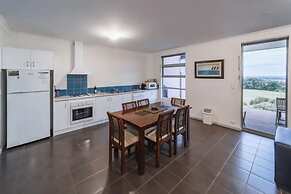 Cosy Corner Seaview Apartments