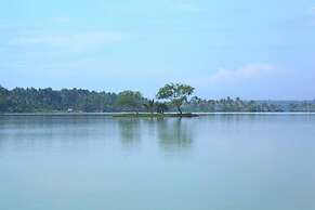Fragrant Nature Backwater Resort & Ayurveda Spa