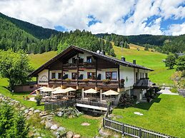 Ski- & Wanderhotel Berghof
