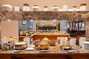 Radisson Blu Resort Goa Cavelossim Beach