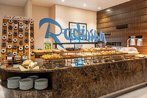 Radisson Blu Resort Goa Cavelossim Beach