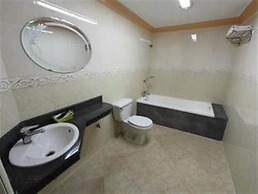 Lucky Star Hotel
