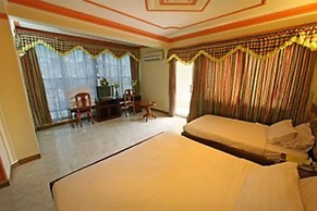 Lucky Star Hotel