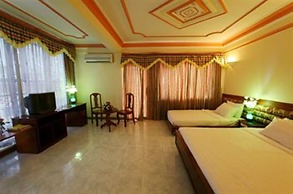 Lucky Star Hotel