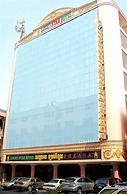 Lucky Star Hotel