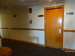 Aloha Hotel