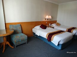 Aloha Hotel
