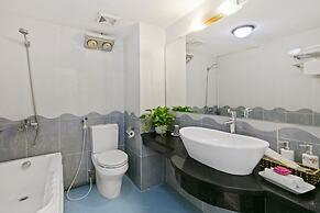 Splendid Holiday Hotel