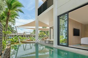 Le Méridien Phuket Mai Khao Beach Resort