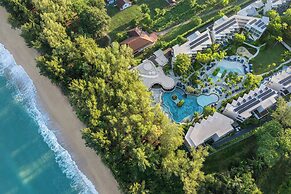 Le Méridien Phuket Mai Khao Beach Resort