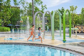 Le Méridien Phuket Mai Khao Beach Resort