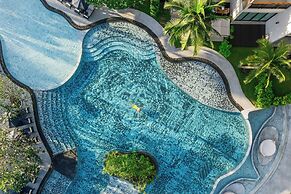 Le Méridien Phuket Mai Khao Beach Resort