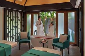 Le Méridien Phuket Mai Khao Beach Resort