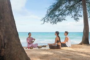 Le Méridien Phuket Mai Khao Beach Resort