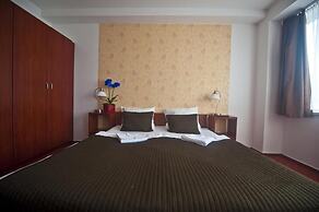 Canada Hotel