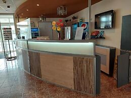 Canada Hotel