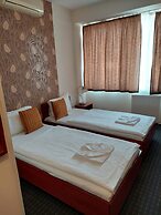 Canada Hotel