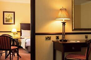Seven Oaks Hotel
