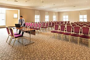 Seven Oaks Hotel