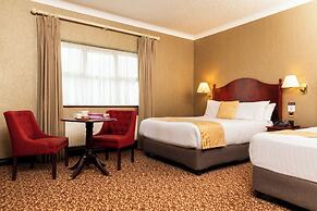 Seven Oaks Hotel