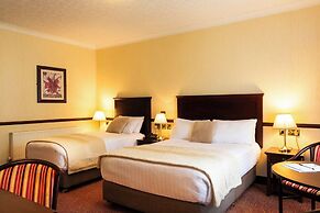 Seven Oaks Hotel