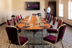 Seven Oaks Hotel