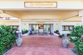 Petri Marini Hotel & Resort