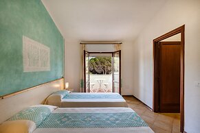 Petri Marini Hotel & Resort