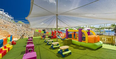 Adrina Resort & Spa