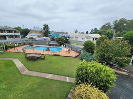 Bucketts Way Motel