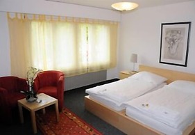 Hotel & Backpackers Zak
