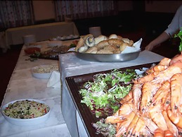 Oliver Cromwell Hotel