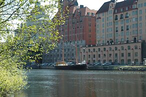 Hotel M/S Monika
