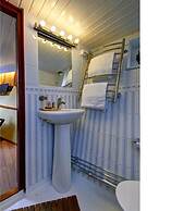 Hotel M/S Monika