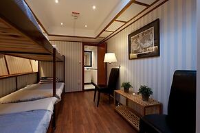 Hotel M/S Monika